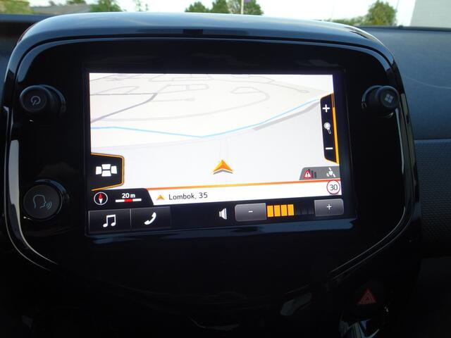 Citroen C1 1.0 VTi Shine Airco, navigatie, apple carplay, achteruitrijcamera, licht metalen velgen, enz.