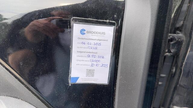 Citroen C1 1.0 e-VTi Feel Airco Bluetooth Privacy Glass Lichtmetalen velgen + All Seasons 5drs Dealeronderhouden
