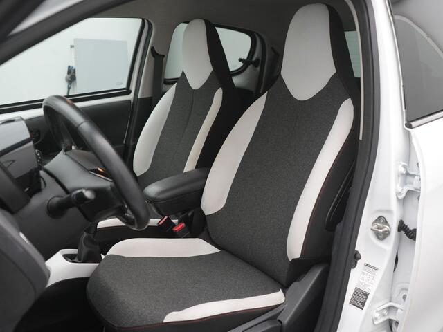 Citroen C1 1.0 VTi Millenium - RIJKLAARPRIJS - All Seasonbanden - Apple Carplay - Android Auto - Airco - Bluetooth