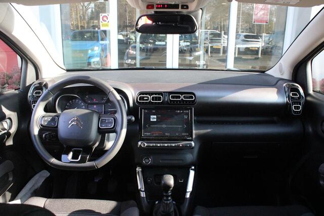 Citroen C3 Aircross 1.2 110PK MAX | NAVIGATIE | APPLE CARPLAY/ANDROID | KEYLESS ENTRY/START | ACHTERUITRIJ CAMERA | LED KOPLAMPEN | DAB+ RADIO | REGEN/LICHT SENSOR | CLIMATE CONTROL |