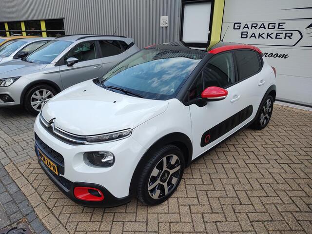 Citroen C3 1.2 PureTech Shine Panoramadak Automaat Navi-Carplay Stoelverwarming Led