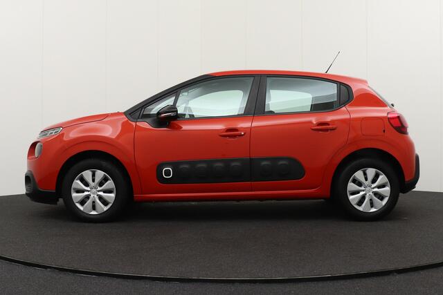 Citroen C3 1.2 82 PK PureTech Feel Carplay Climate Navi Park. Sens LED