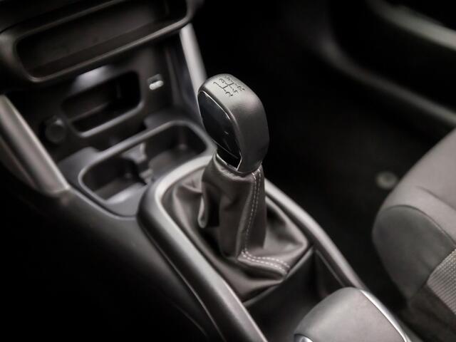 Citroen C3 Aircross 1.2 PureTech Sport (APPLE CARPLAY, GROOT NAVI, ZWART DAK, LM VELGEN, LANE ASSIST, SPORTSTOELEN, CRUISE, NIEUWE APK, NIEUWSTAAT)