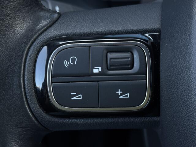 Citroen C3 Aircross 1.2 PureTech S&S Shine Prijs Inclusief Onderhoud & 12 Maand BOVAG Garantie | Trekhaak | Apple Carplay |