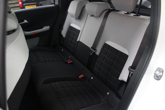 Citroen C3 ë-C3 Max 44 kWh Interieur Voorverwarming, Head-Up Display, Cruise en Climate Control, Carplay/Android Auto