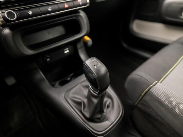 Citroen C3 1.2 PureTech Sport (APPLE CARPLAY, GROOT NAVI, LM VELGEN, CRUISE, SPORTSTOELEN, PARKEERSENSOREN, NIEUWSTAAT)