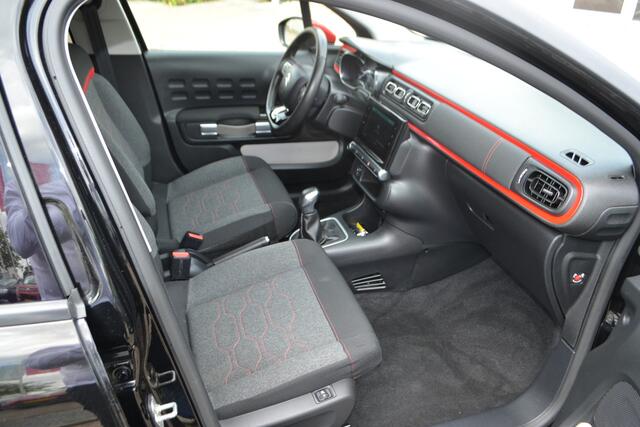 Citroen C3 1.2 PureTech S&S Shine I 110PK I NAVIGATIE I ACHTERUITRIJCAMERA I AMBIANCE RED I ZWARTE L.M. VELGEN I