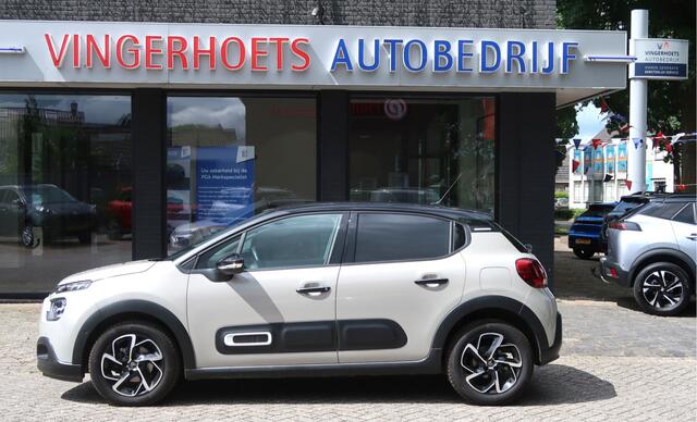 Citroen C3 110 Pk benzine * AUTOMAAT * 5-Deurs * HELE MOOIE * Navigatie * Trekhaak * Dodehoekbewaking * Climate & Cruise Control * Achteruitrij Camera * Parkeersensoren voor- en achterzijde * Stoelverwarming * Keyless Entry & Start Button * Vierseizoene Vingerhoets;