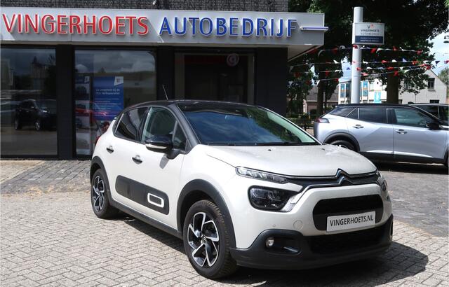 Citroen C3 110 Pk benzine * AUTOMAAT * 5-Deurs * HELE MOOIE * Navigatie * Trekhaak * Dodehoekbewaking * Climate & Cruise Control * Achteruitrij Camera * Parkeersensoren voor- en achterzijde * Stoelverwarming * Keyless Entry & Start Button * Vierseizoene Vingerhoets;