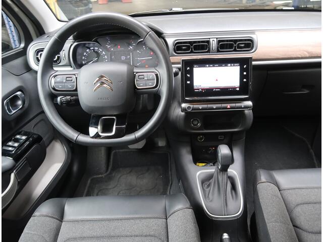 Citroen C3 110 Pk benzine * AUTOMAAT * 5-Deurs * HELE MOOIE * Navigatie * Trekhaak * Dodehoekbewaking * Climate & Cruise Control * Achteruitrij Camera * Parkeersensoren voor- en achterzijde * Stoelverwarming * Keyless Entry & Start Button * Vierseizoene Vingerhoets;