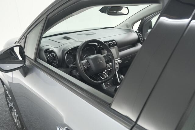 Citroen C3 Aircross PureTech 110 EAT6 Shine | Trekhaak | Panoramadak | Head-Up Display | Camera | Navigatie