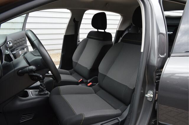 Citroen C3 1.2 PureTech S&S Business O.a: Camera, Carplay, DAB, Clima, Cruise, Rijklaar, Etc. All-in prijs!