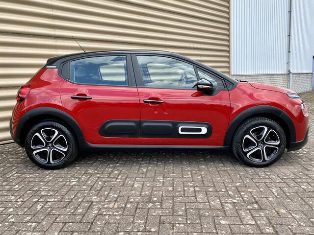 Citroen C3 1.2 PureTech Shine | Apple car,keyless,camera,cruise |