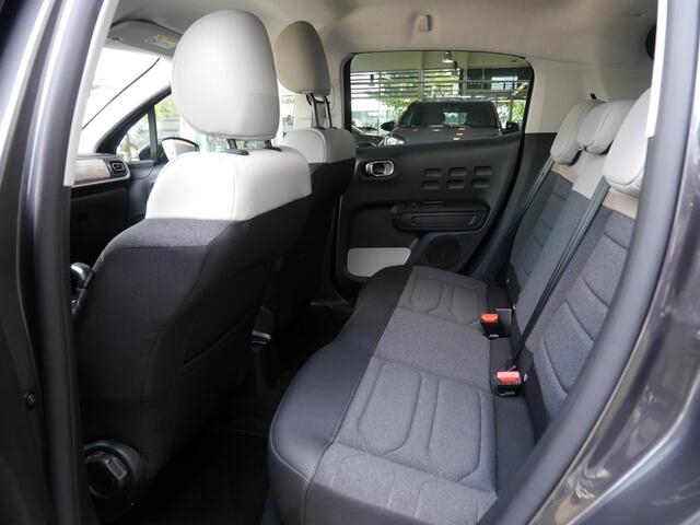 Citroen C3 1.2 PureTech Feel Edition | Achteruitrijcamera | Navigatie | Cruise control | Climate control | Lichtmetalen velgen | Lage km.stand | Led verlichting