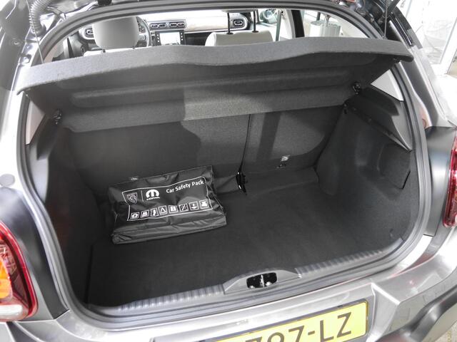 Citroen C3 1.2 PureTech Feel Edition | Achteruitrijcamera | Navigatie | Cruise control | Climate control | Lichtmetalen velgen | Lage km.stand | Led verlichting