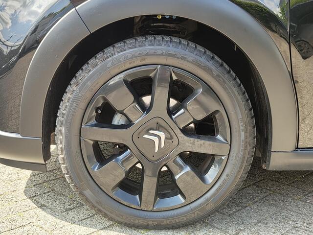 Citroen C3 Shine 1.2 Turbo 110pk EAT6 AUTOMAAT | NAVIGATIE | CAMERA | STOELVERWARMING | ALL-SEASON BANDEN | CLIMA