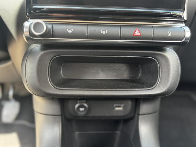 Citroen C3 1.2 PT 82 Shine Carplay | Nav | Camera | Houtlook dashboard | LM 17"