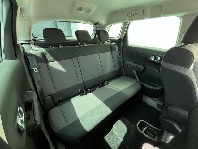 Citroen C3 Aircross 1.2 PT 110 Shine | Parkeercamera | Keyless | Head up| Trekhaak | Prijs is rijklaar