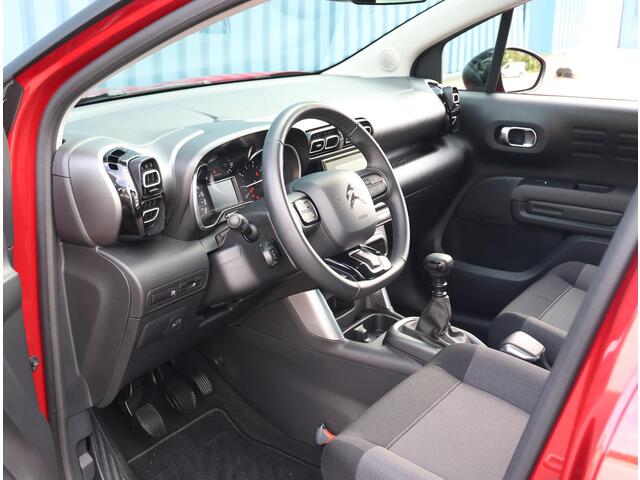 Citroen C3 Aircross 1.2 110PK S&S Shine | AppleCarplay/AndroidAuto | Navigatie | Climate Control | Cruise Control | Bluetooth | LED Dagrijverlichting | Lederen Stuurwiel | Isofix | Privacy Glass |
