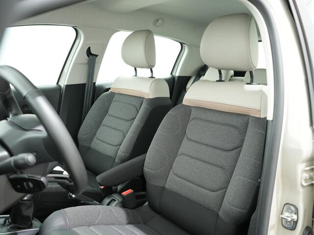 Citroen C3 1.2 PURETECH 82PK PLUS | Carplay | Halfleder | PDC