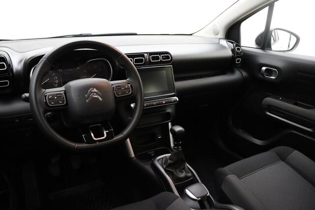 Citroen C3 Aircross 1.2 PureTech S&S Feel | Airco | Trekhaak | Cruise control | Weinig kilometers | Dakrails | Hoge instap | Bluetooth | Electrische ramen