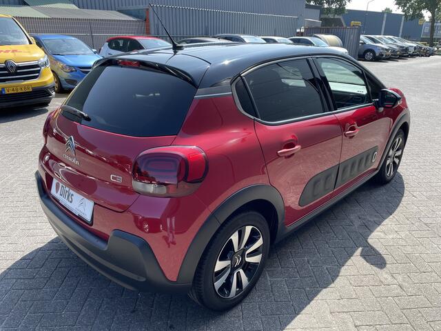 Citroen C3 82pk Shine (Camera - Navigatie via APP - Automatische Airco - Apple Carplay - Parkeersensoren - Lichtmetalen velgen)