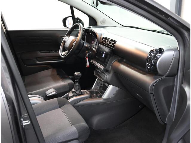 Citroen C3 Aircross 1.2 110PK Shine | AppleCarplay/AndroidAuto | Armsteun | Navigatie | Climate Control | Cruise Control | Bluetooth | LED Dagrijverlichting | Lederen Stuurwiel | Isofix | Privacy Glass |