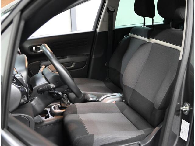 Citroen C3 Aircross 1.2 110PK Shine | AppleCarplay/AndroidAuto | Armsteun | Navigatie | Climate Control | Cruise Control | Bluetooth | LED Dagrijverlichting | Lederen Stuurwiel | Isofix | Privacy Glass |