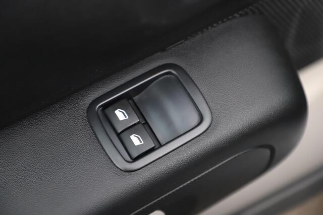 Citroen C3 1.2 PureTech Feel Carplay Android Navigatie Climate Cruise Control Rijstrooksensor Getint Glas