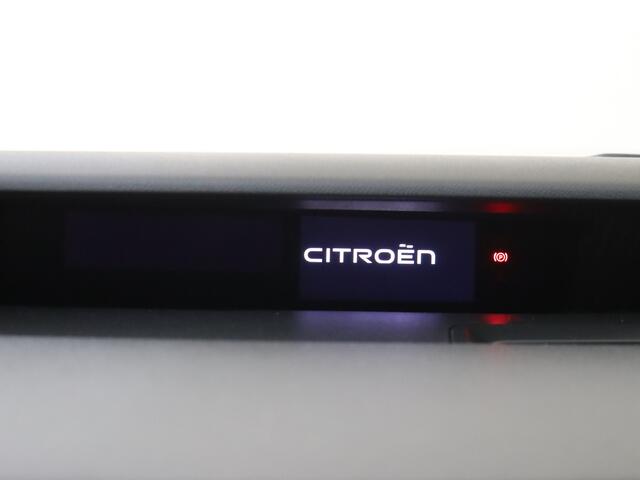 Citroen C3 Aircross 1.2 Hybrid 136 Max | Comfortstoelen | 17 inch lichtmetalen velgen | Achteruitrijcamera | DEMO