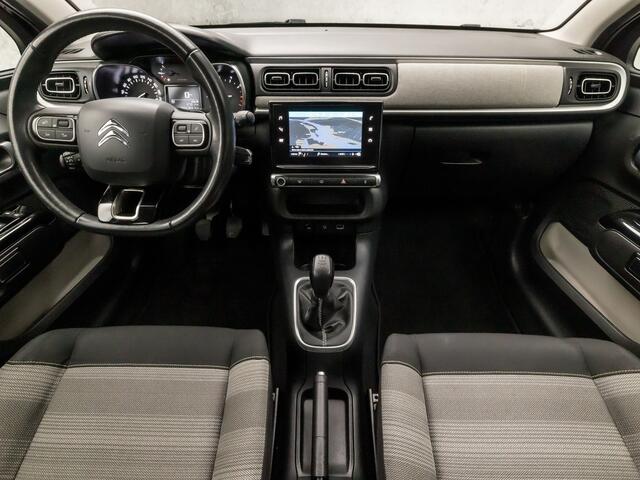 Citroen C3 1.2 PureTech Sport (APPLE CARPLAY, GROOT NAVI, LANE ASSIST, SPORTSTOELEN, LM VELGEN, PARKEERSENSOREN, NIEUWSTAAT)