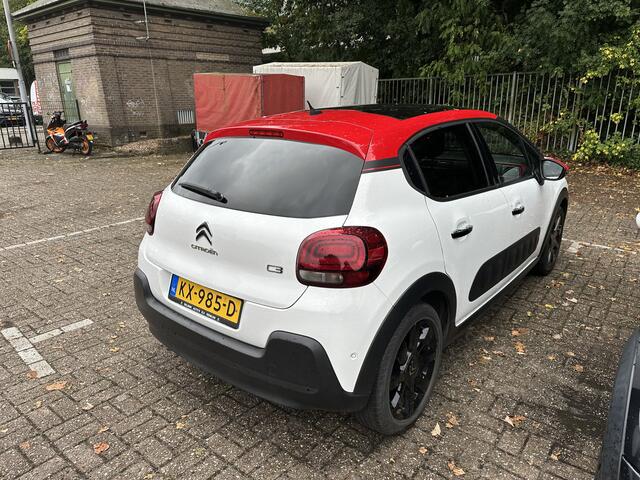 Citroen C3 1.2 PureTech Shine All-in Prijs Panorama dak/ Airco/Cruise/Navi/Carplay