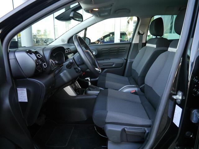 Citroen C3 Aircross 1.2 PureTech S&S Shine 110PK | Automaat | Head up display | Apple carplay/Android auto | Cruise control | Climate control | Lichtmetalen velgen | Navigatie | Parkeersensoren achter | Lage km.stand