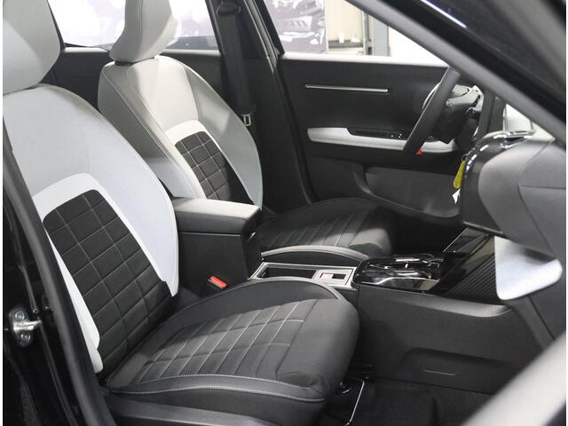 Citroen C3 Ë-C3 Max 113pk 44 kWh | 3 Fase | Navigatie | CruiseControl | Armsteun | ClimateControl | AppleCarPlay/AndroidAuto |