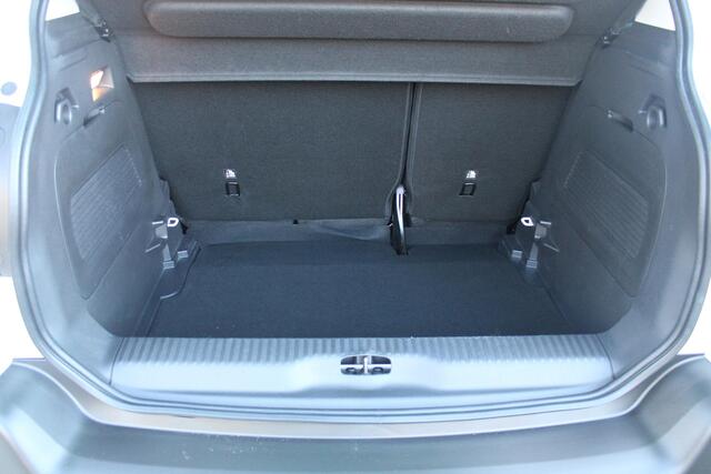 Citroen C3 Aircross 1.2 110PK C-SERIES | NAVIGATIE | APPLE CARPLAY/ANDROID AUTO | LICHTMETALEN VELGEN | CRUISE CONTROL | DAB+ RADIO | CLIMATE CONTROL | PARKEER SENSOREN ACHTER | ZWART DAK |