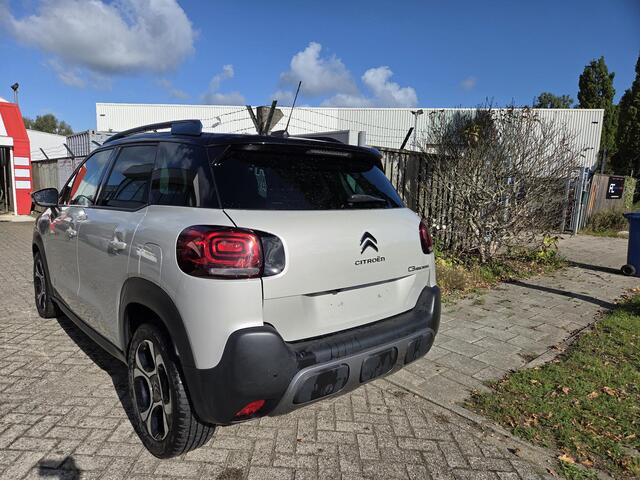 Citroen C3 Aircross 1.2 PureTech S&S Shine 17"/Camera/Keyless/Navigatie/Apple Carplay & Android Auto/Climate/Cruise/PDC v+a/Extra getint glas