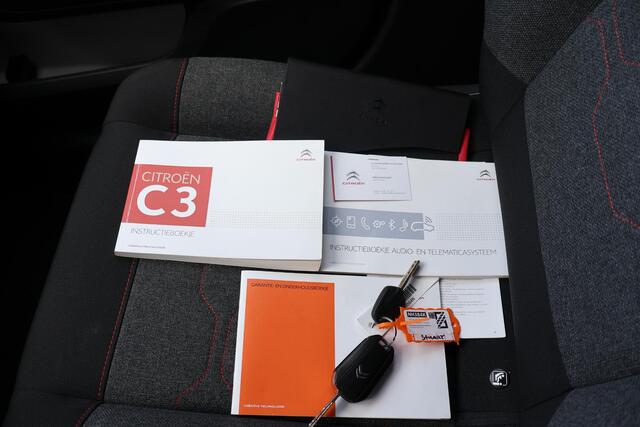 Citroen C3 1.2 Shine NL-Auto | Volledig Onderh. | 2e Eigenaar | BTW | Camera | Dashcam | Carplay | DAB | Cruise | Led | PDC | Navi | Smile PACK