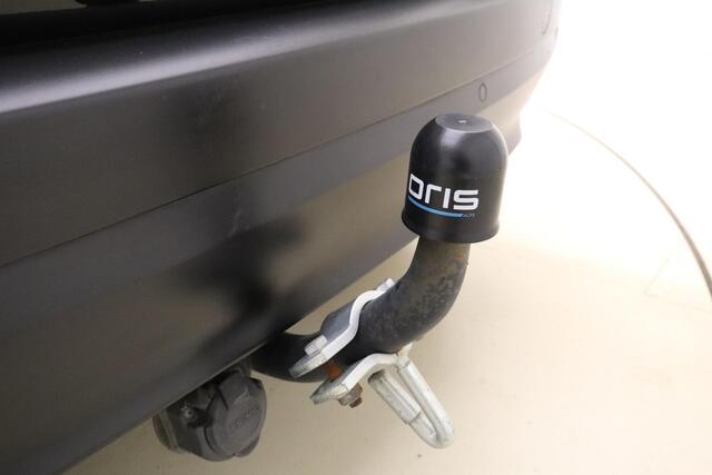 Citroen C3 1.2 PureTech S&S Shine 110 PK Automaat | Navigatie | Panoramadak | Trekhaak | Climate control | Lichtmetalen velgen | Extra getint glas