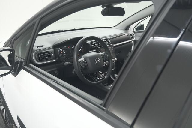 Citroen C3 PureTech 110 EAT6 Feel Edition | Panoramadak | Apple Carplay | Parkeersensoren | 16 Inch Lichtmetalen Velgen