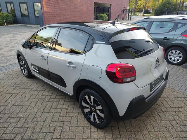 Citroen C3 1.2 PureTech Shine Navigatie-Carplay Led Stoelverw. Bi-Tone Nieuwe Distributie