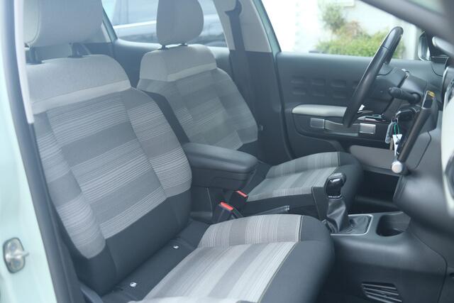 Citroen C3 PT 82 Feel Panoramdak | Navi | 16" | Climate Controle