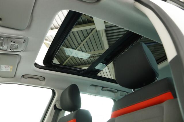 Citroen C3 Aircross 1.2 PureTech Shine / Opendak / Navi / CarPlay / AUT / Camera