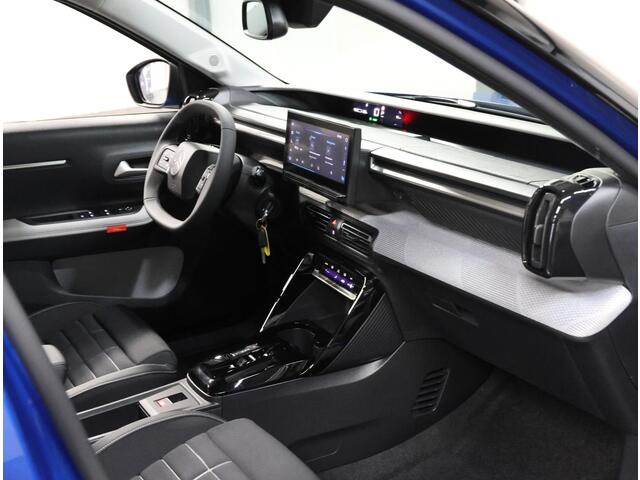 Citroen C3 Ë-C3 Max 113PK 44 kWh | Navigatie | ClimateControl | AppleCarplay/AndroidAuto | Camera | CruiseControl | Comfortstoelen |