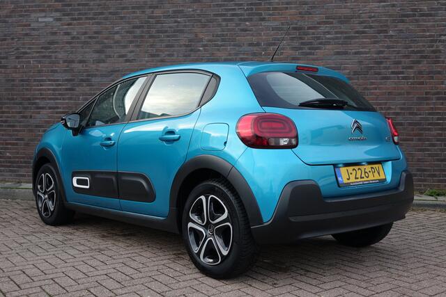 Citroen C3 1.2 PureTech Feel, navigatiesysteem, bluetooth, prachtige auto! Graag de tekst ook lezen....