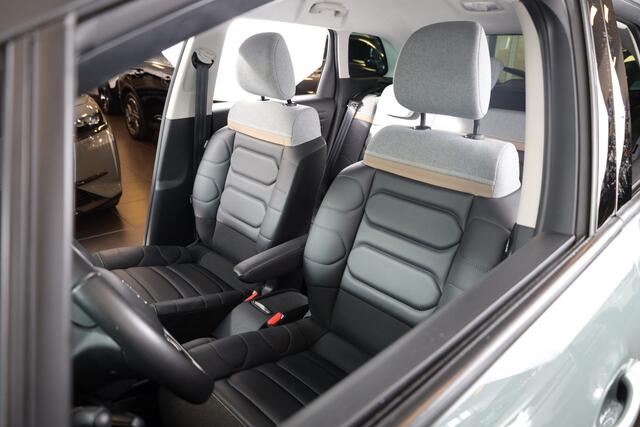 Citroen C3 Aircross PT 130 Shine Automaat-6 Trekhaak | Camera | Park sensoren v+a | 17" etc