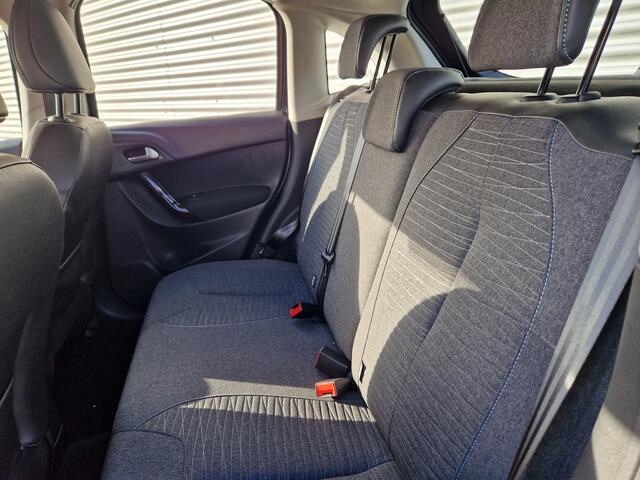 Citroen C3 1.2 PureTech Selection | Nieuw Binnen! | Airco | PDC | APK 20-07-2026