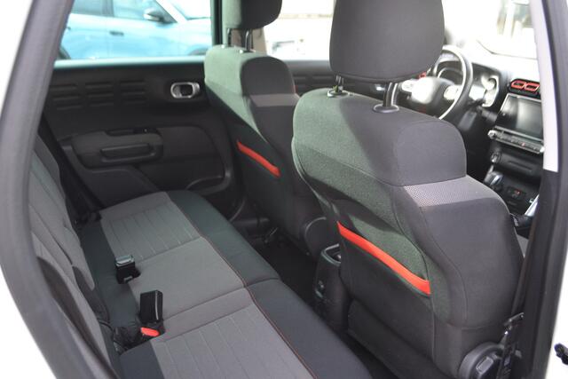 Citroen C3 Aircross 110 PK | SHINE | AUTOMAAT | TREKHAAK | PDC V+A+CAM+BLIND SPOT | NAVIGATIE |