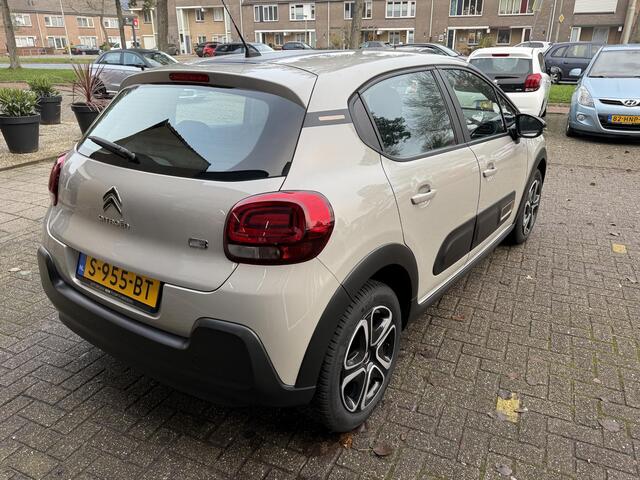 Citroen C3 1.2 PureTech C-Series / Airco clima/ Navigatie/ Cruise/ Apple carplay/ LED