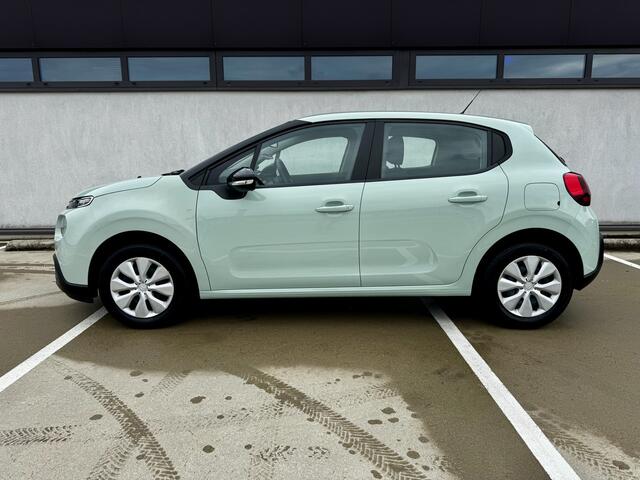 Citroen C3 1.2 PureTech Feel 83pk | Cruise | Trekhaak | Dist. Nieuw |