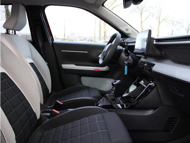 Citroen C3 1.2 Turbo 100pk Max | Navi / Camera / Climate